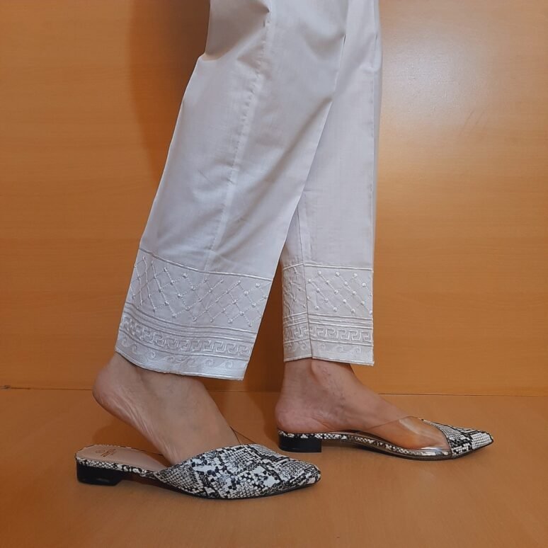Discover more than 82 pakistani trousers with pleats - in.duhocakina